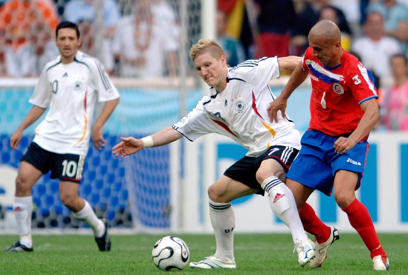 持了防守的 持了防守的